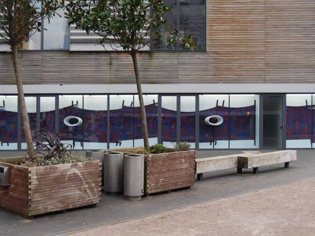 Gaillard & Claude - troubles for a french horn and a bongo