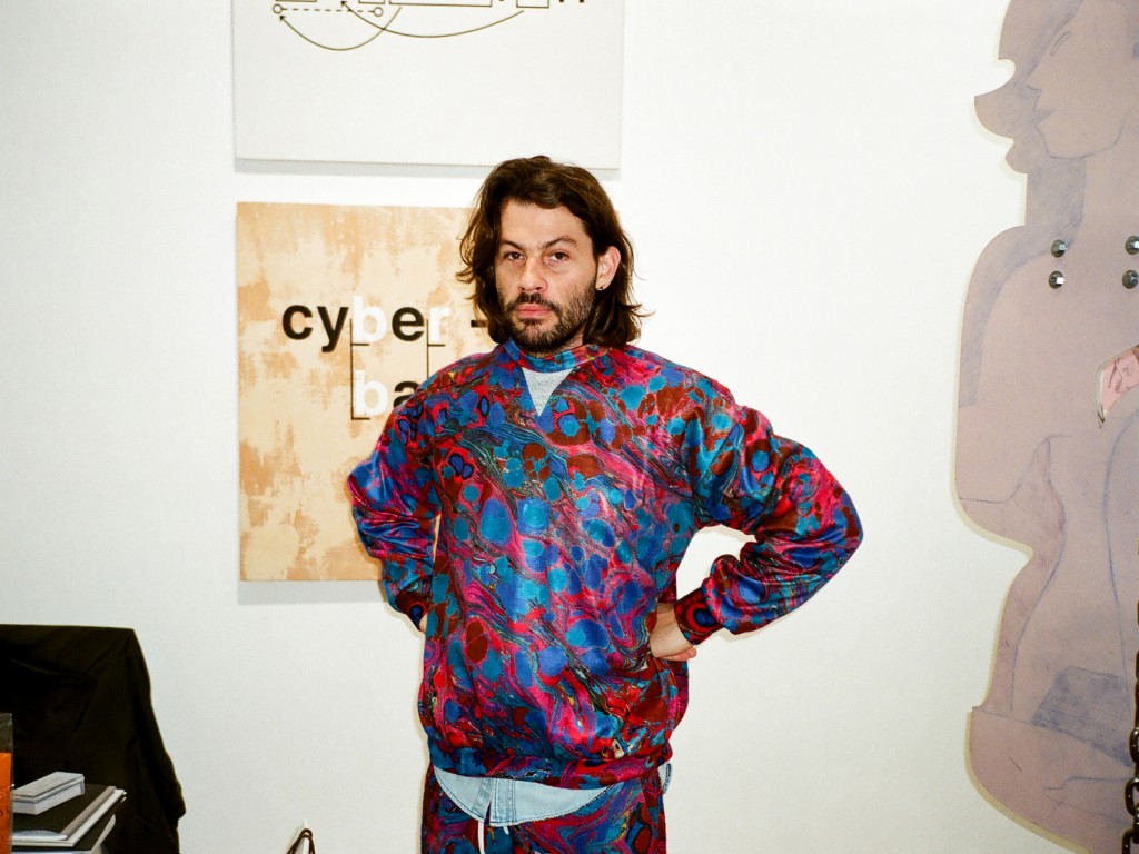 Gaillard & Claude - troubles for a french horn and a bongo